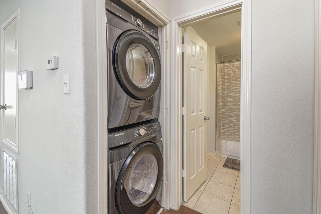 6289 Wilcrest Drive - Photo 17