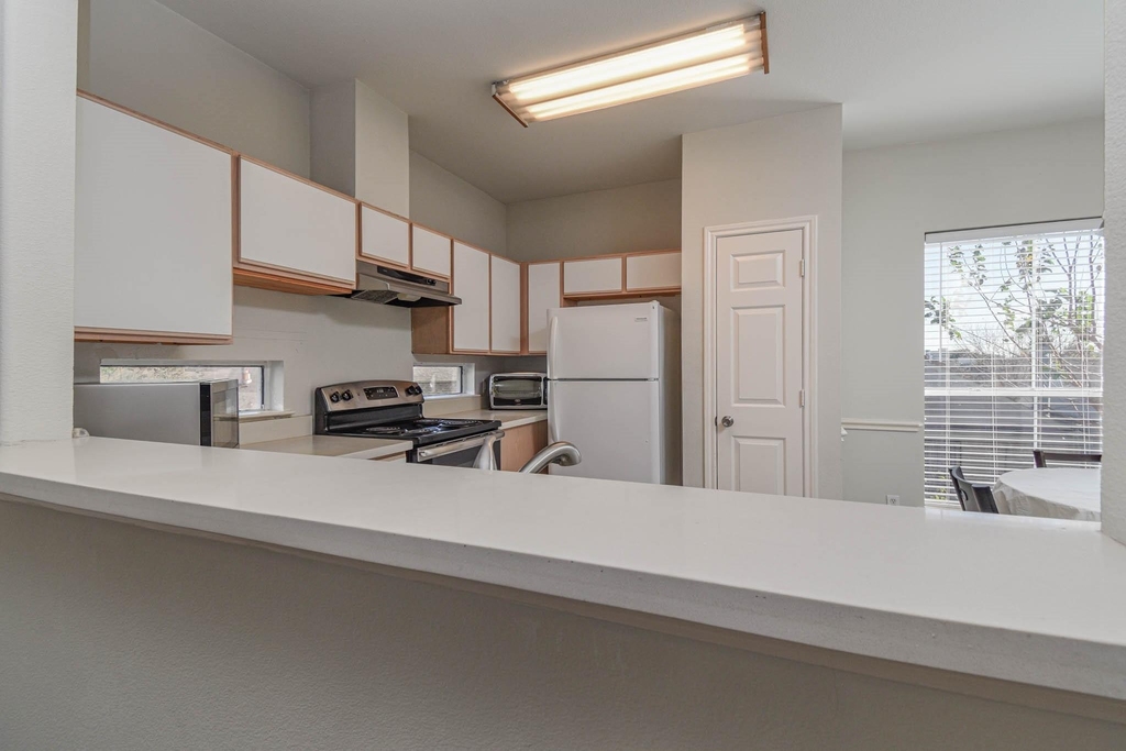 6289 Wilcrest Drive - Photo 7