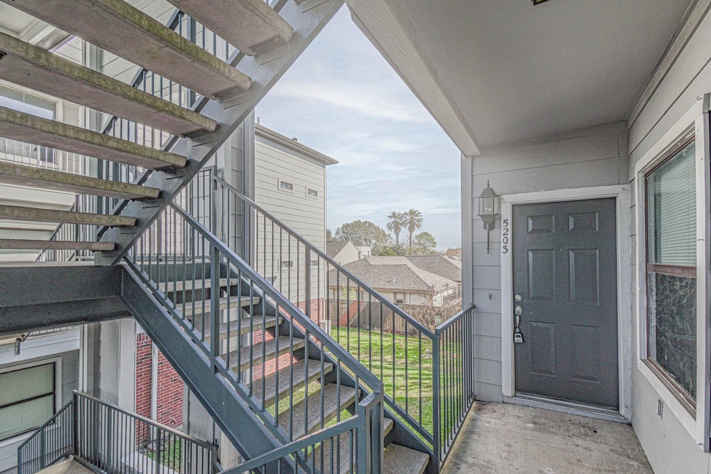 6289 Wilcrest Drive - Photo 19