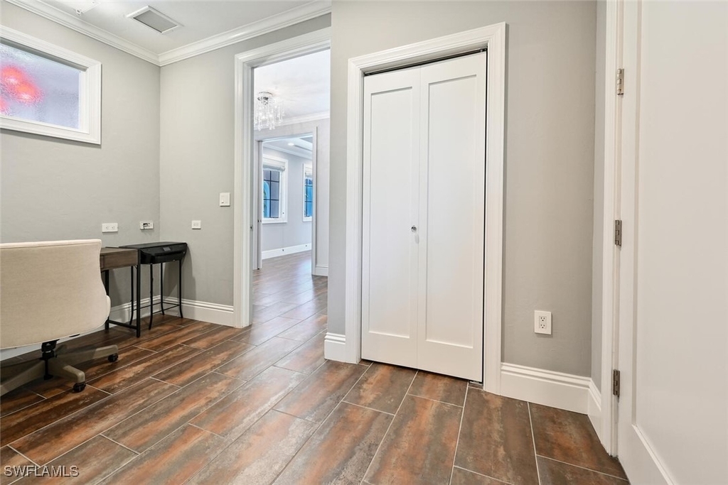 433 5th Street S - Photo 3