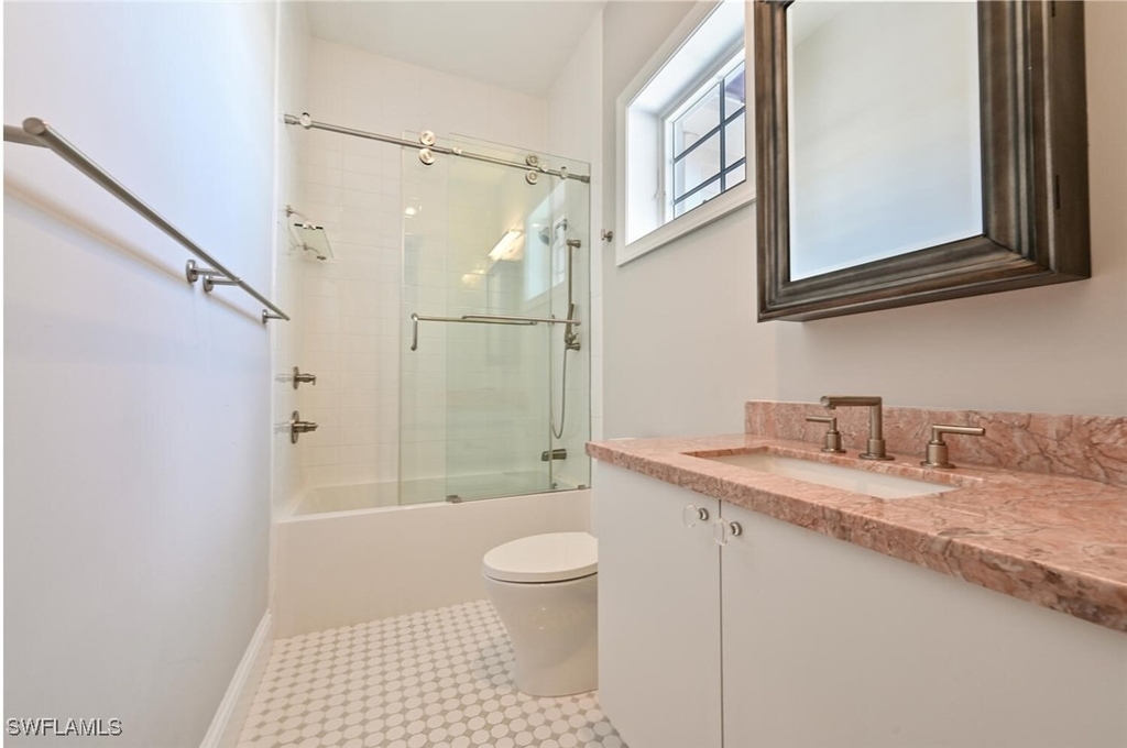 433 5th Street S - Photo 32