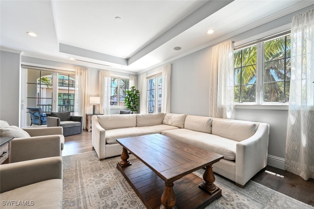 433 5th Street S - Photo 15
