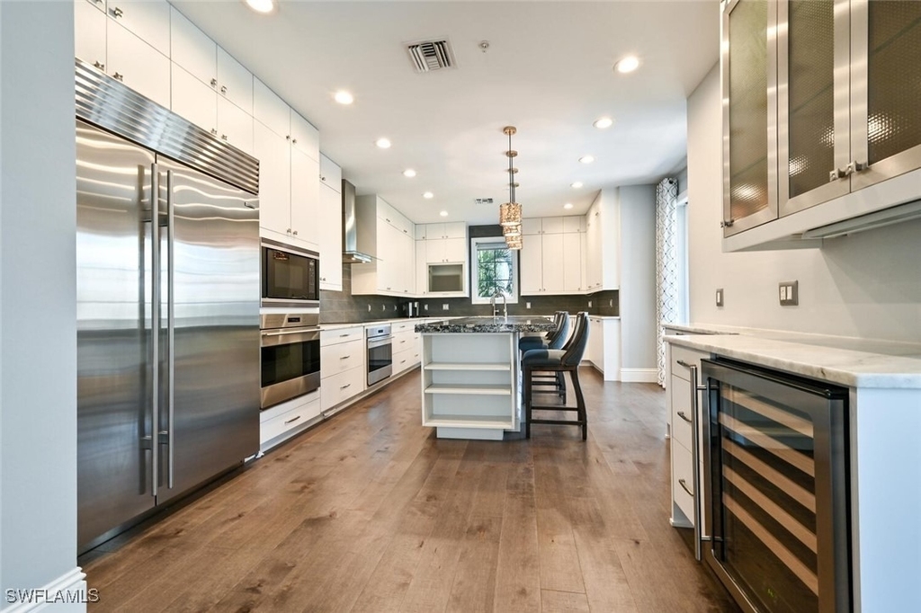 433 5th Street S - Photo 17