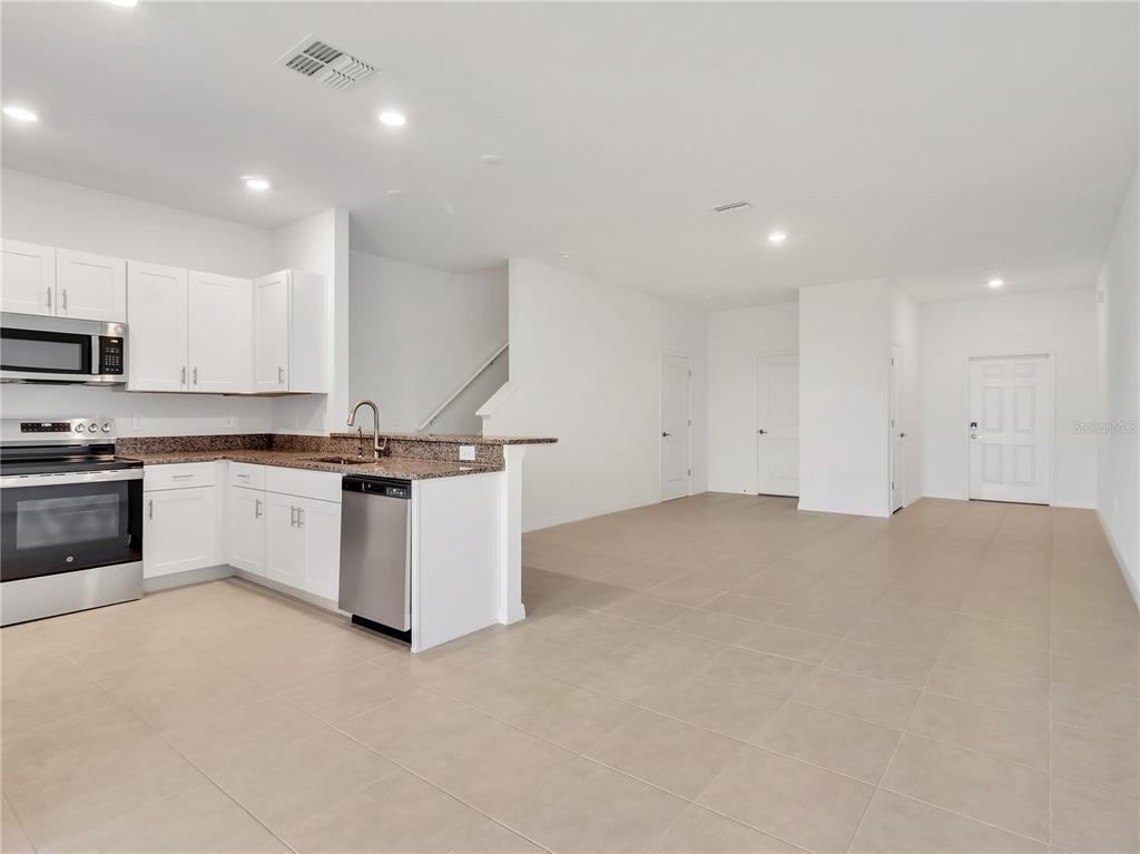 11331 E 65th Terrace - Photo 9