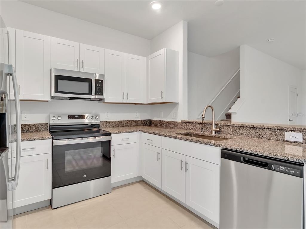 11331 E 65th Terrace - Photo 6