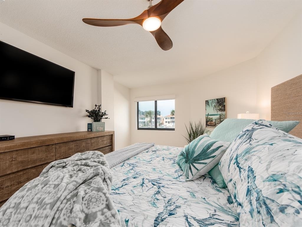 240 Sand Key Estates Drive - Photo 17