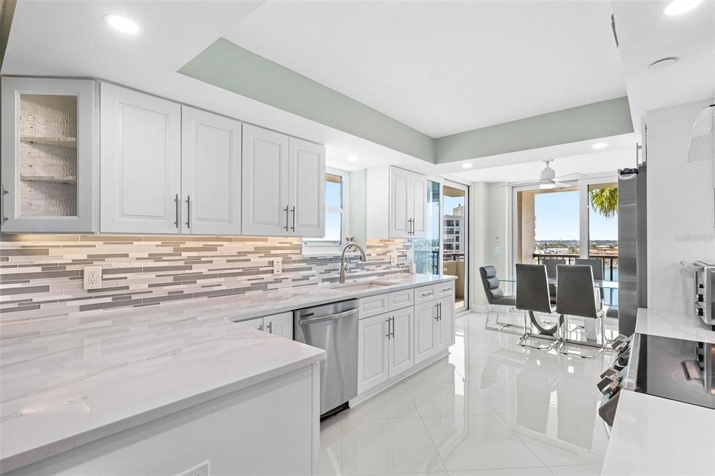 1660 Gulf Boulevard - Photo 10