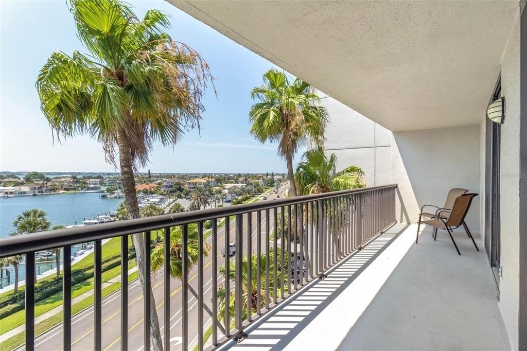 1660 Gulf Boulevard - Photo 33