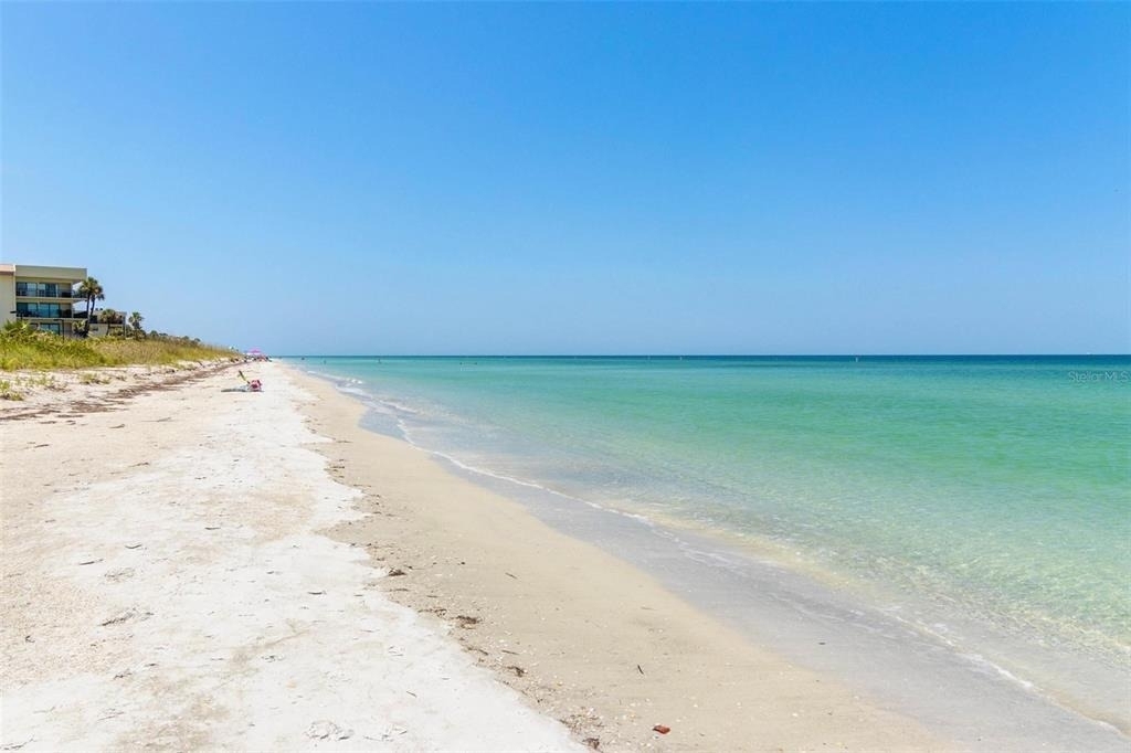 1660 Gulf Boulevard - Photo 2