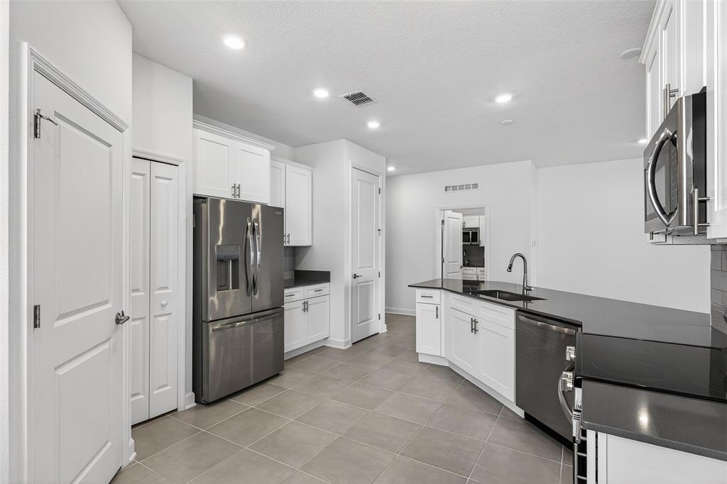 2619 Peace Of Mind Avenue - Photo 13