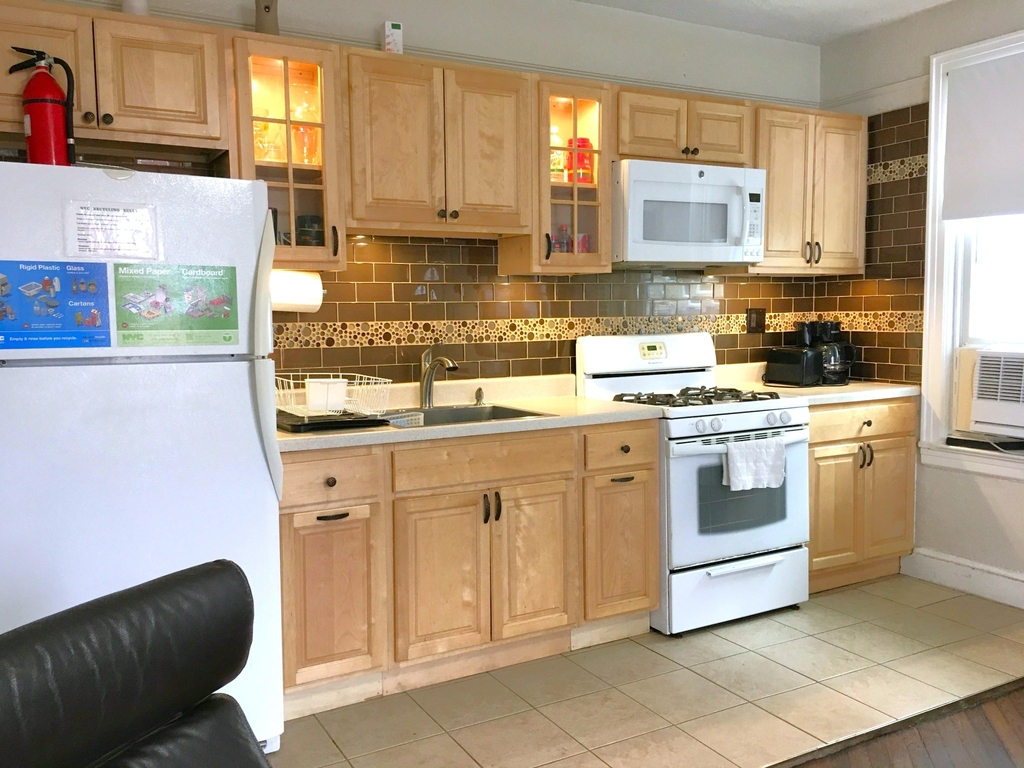 101-17 97th Street - Photo 4