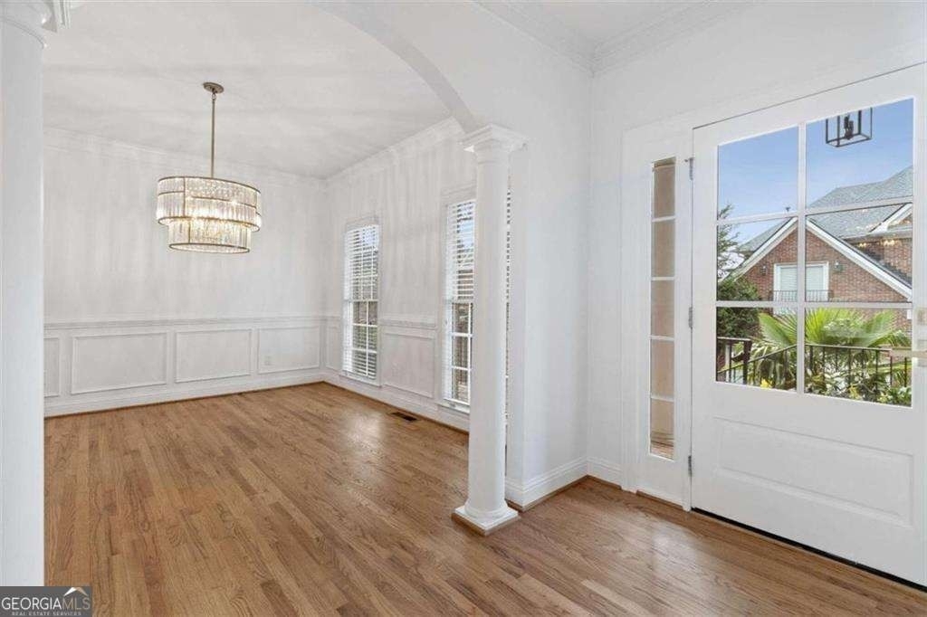 1711 Summit Glen Lane Ne - Photo 3