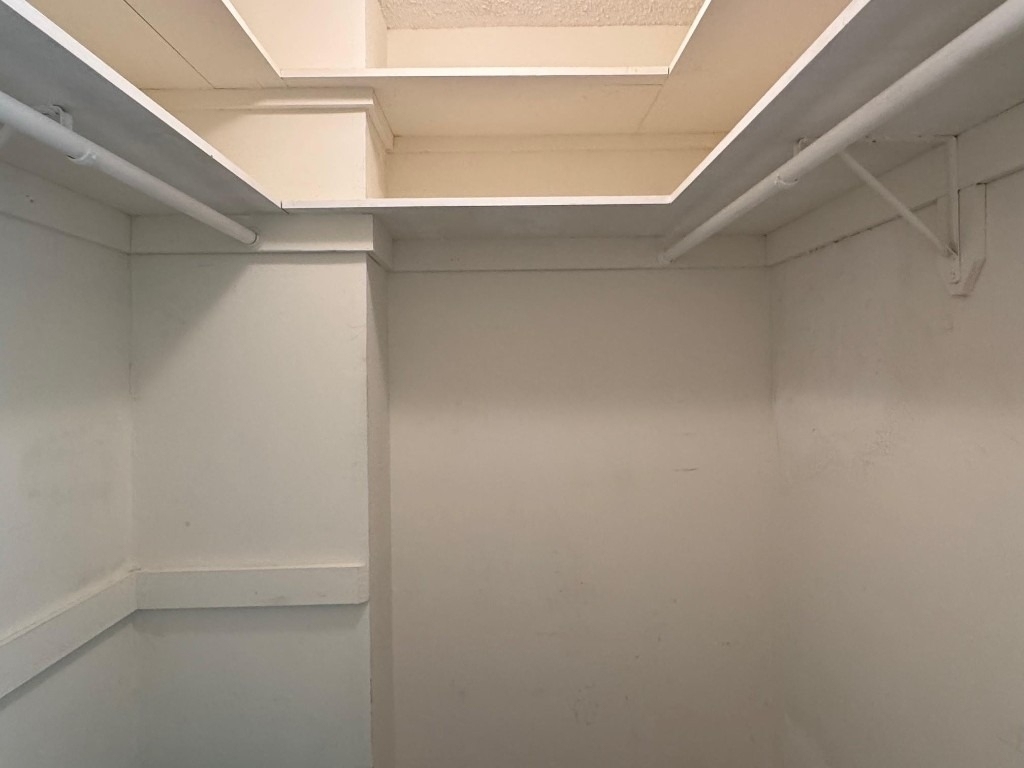305 N Pompano Beach Boulevard - Photo 3