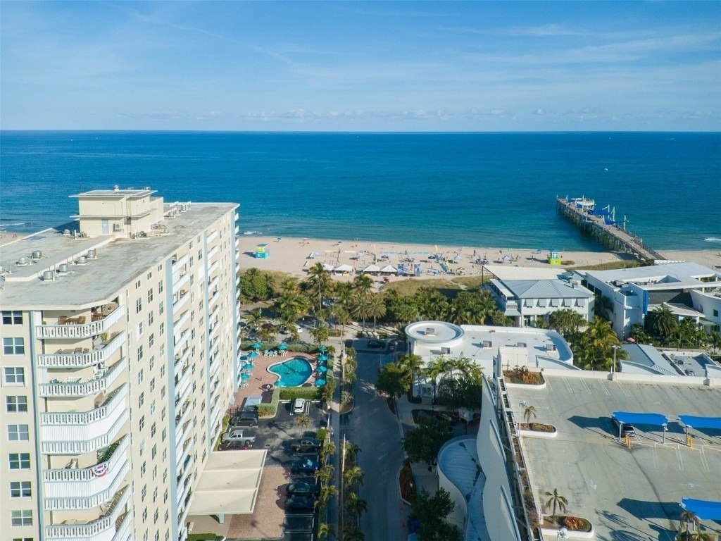 305 N Pompano Beach Boulevard - Photo 10