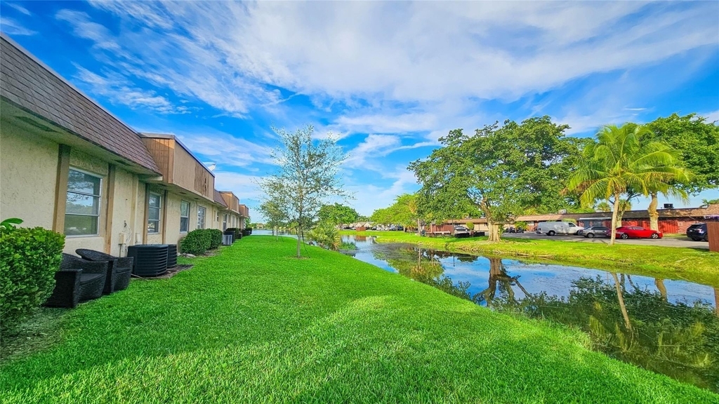416 Lakeside Drive - Photo 17