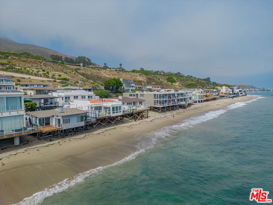 25154 Malibu Road - Photo 2
