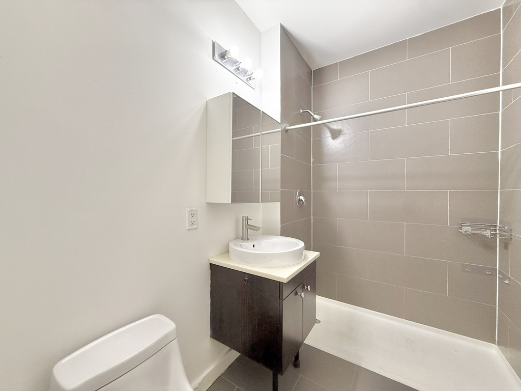 184 Noll Street - Photo 3