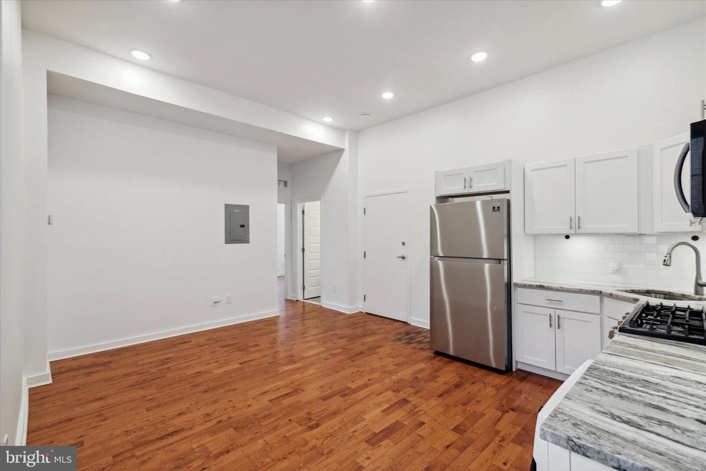 5011 Germantown Avenue - Photo 6