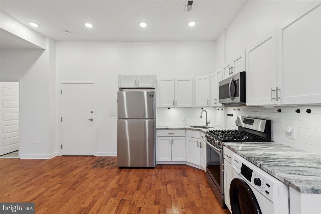 5011 Germantown Avenue - Photo 8