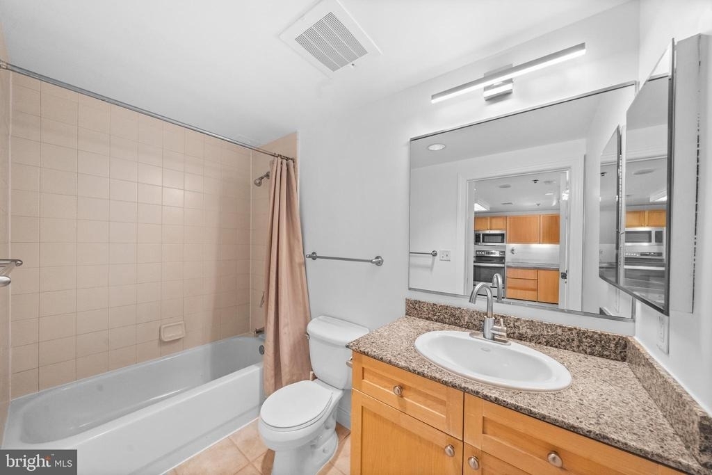 777 7th Street Nw - Photo 31