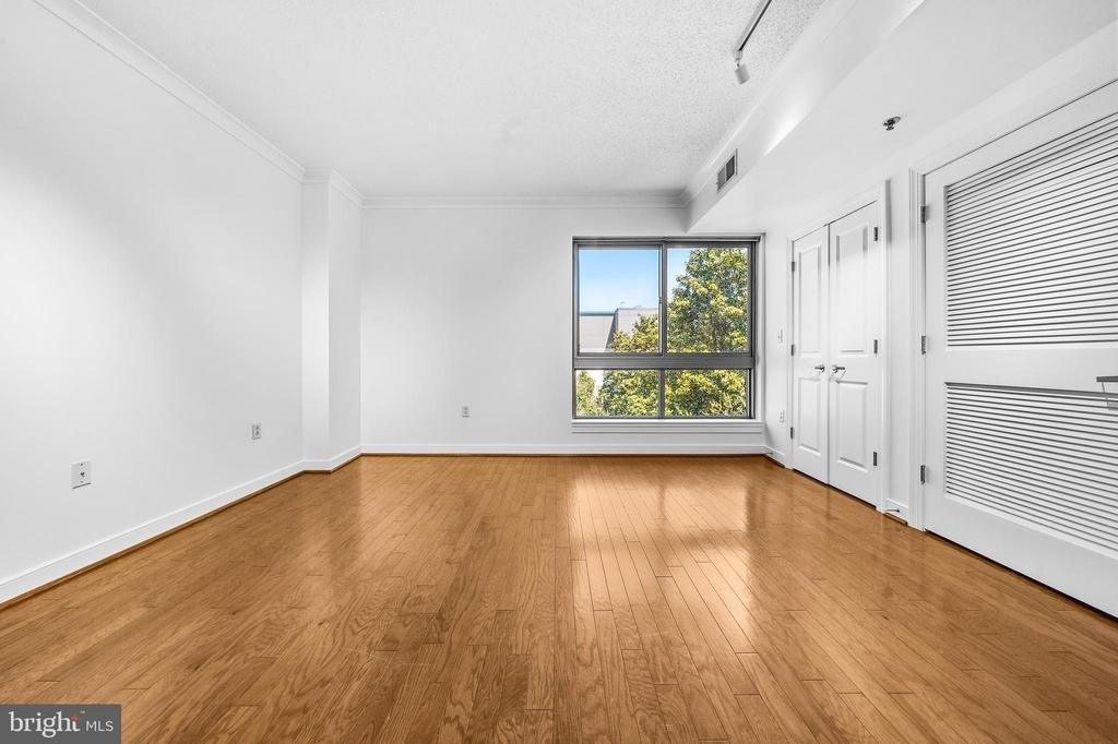 777 7th Street Nw - Photo 21