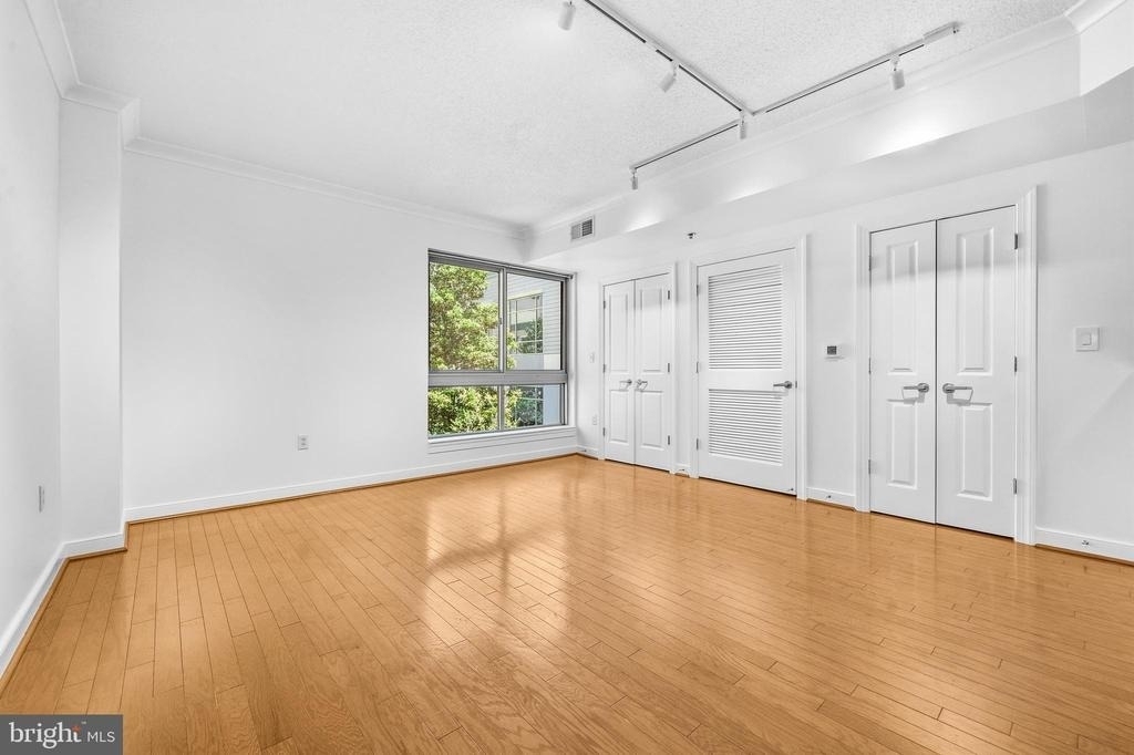 777 7th Street Nw - Photo 15