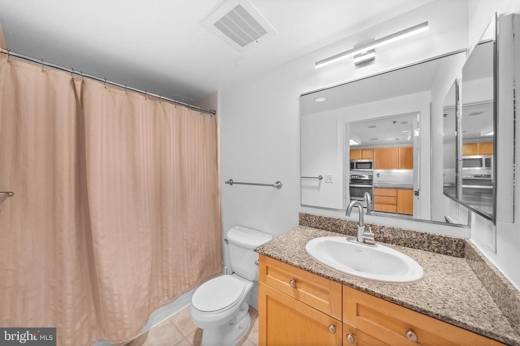 777 7th Street Nw - Photo 30