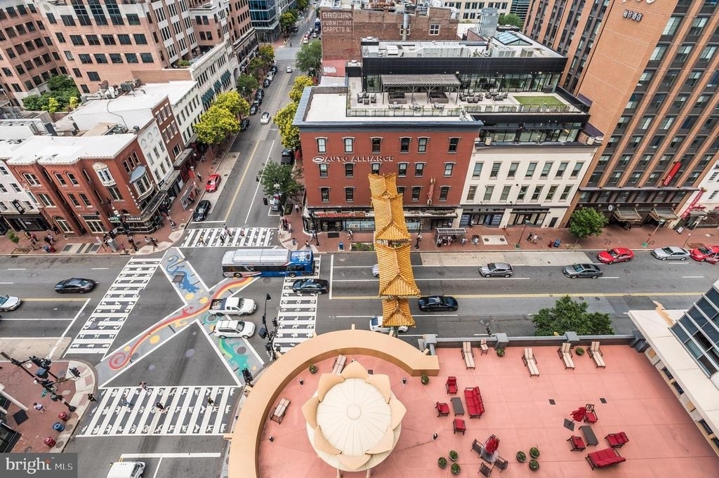 777 7th Street Nw - Photo 3