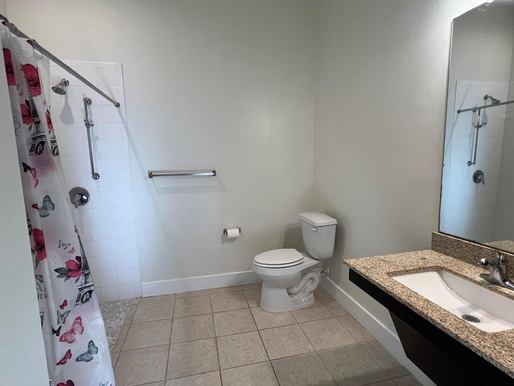 2400 Louis Henna Blvd - Photo 21