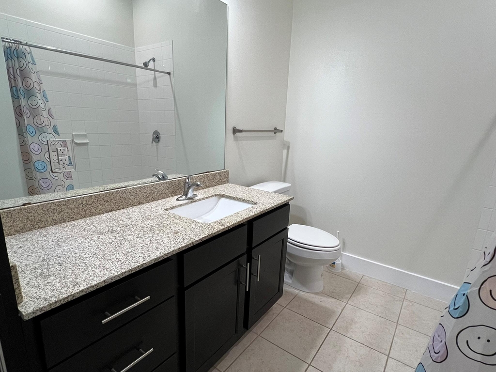2400 Louis Henna Blvd - Photo 20