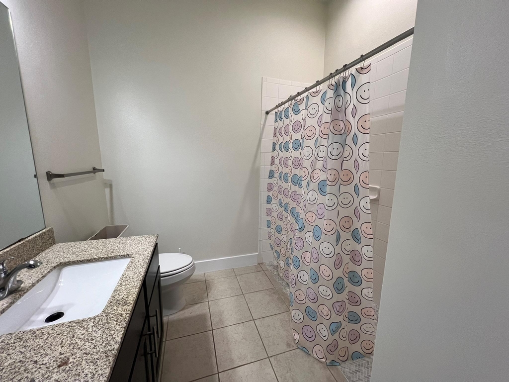 2400 Louis Henna Blvd - Photo 18