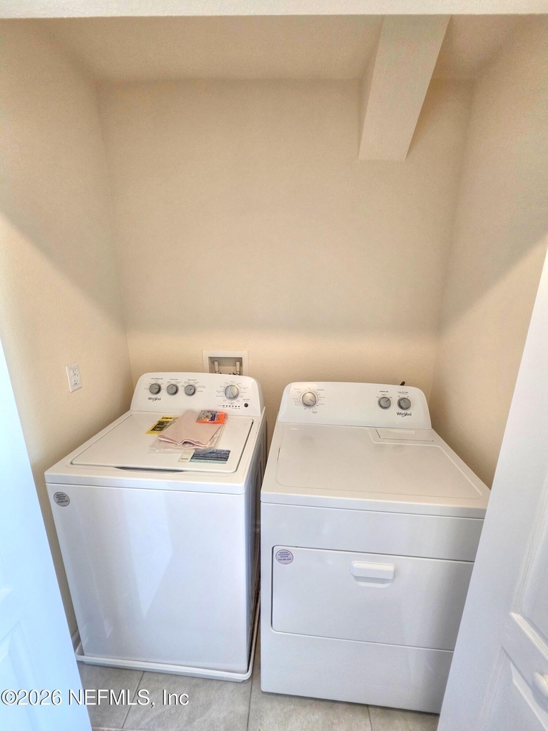 3972 Village View Lane - Photo 16