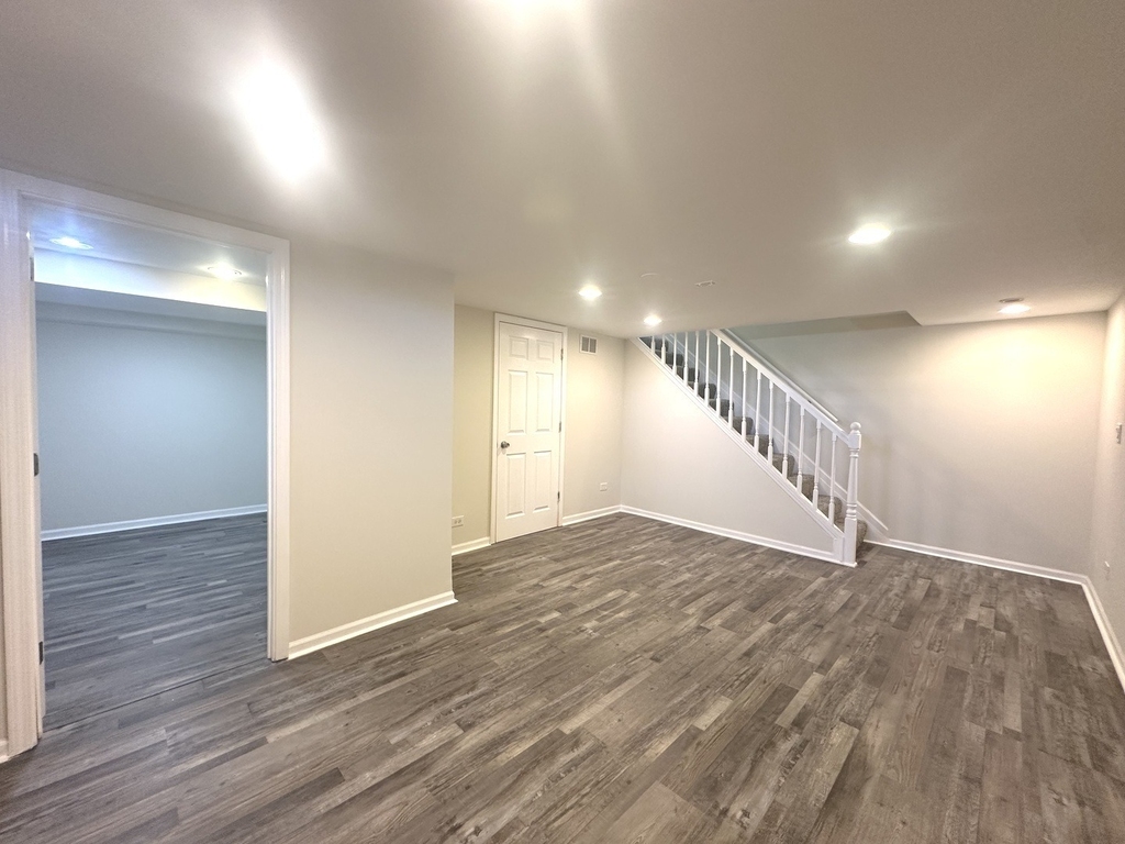 306 Northwestern Court - Photo 16
