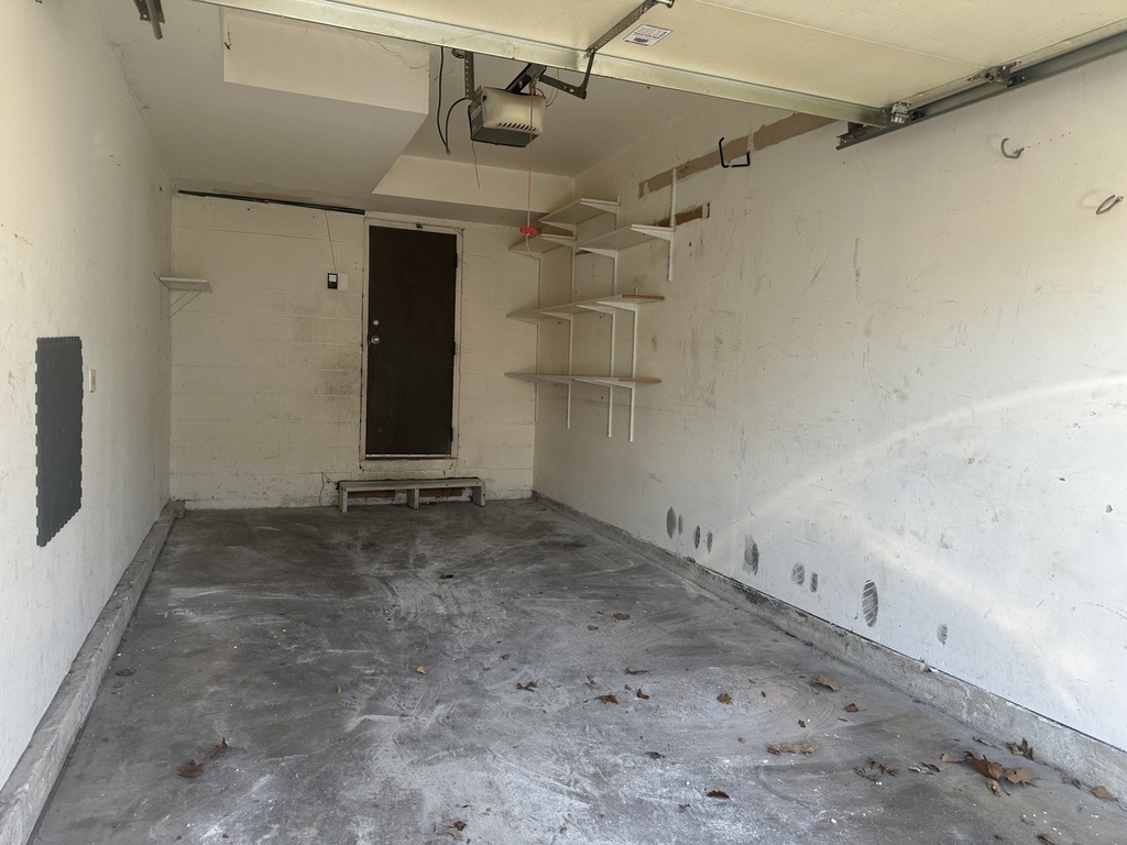 306 Northwestern Court - Photo 21