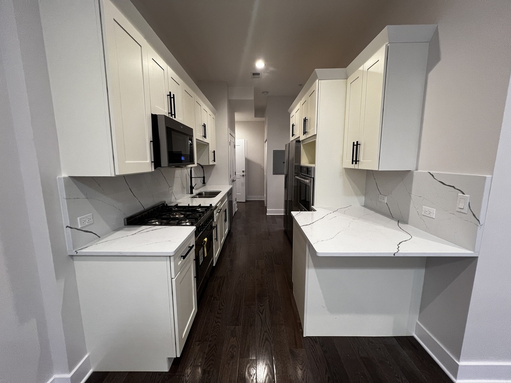 4819 Main Street - Photo 11