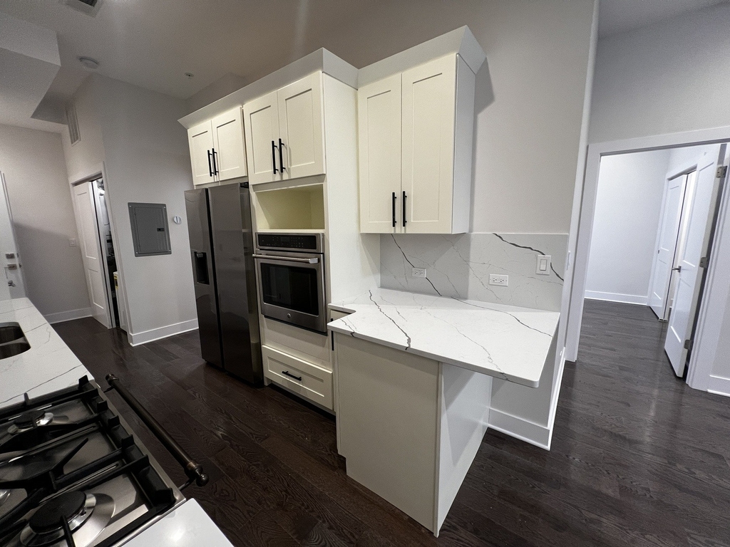 4819 Main Street - Photo 13