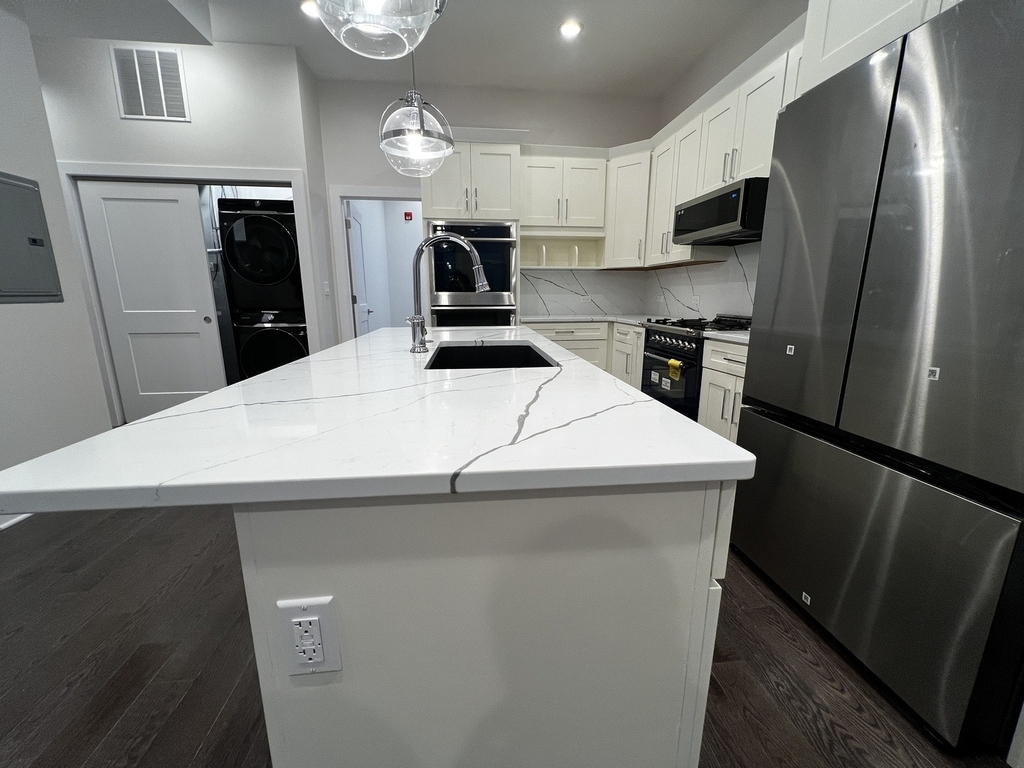 4819 Main Street - Photo 11