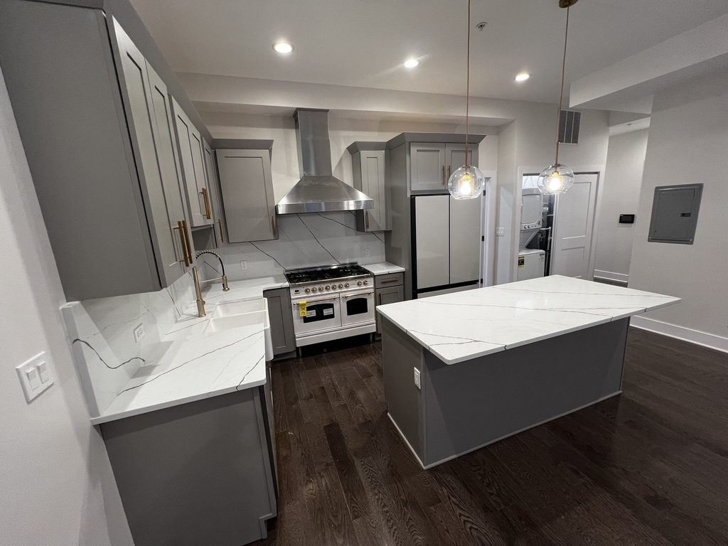 4819 Main Street - Photo 4