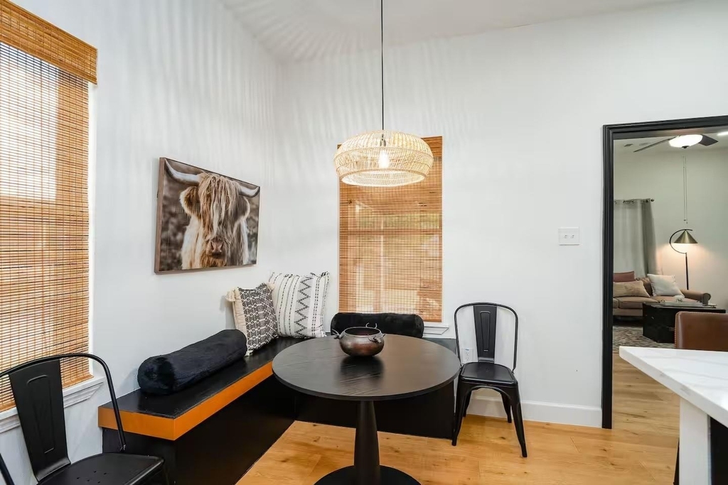 502 Dark Street - Photo 9