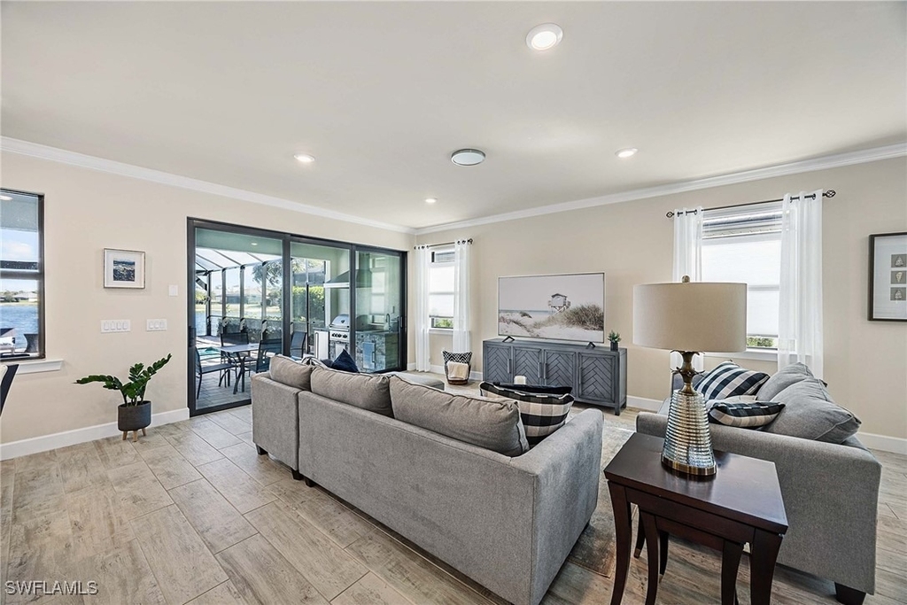 6767 Pennyroyal Drive - Photo 11