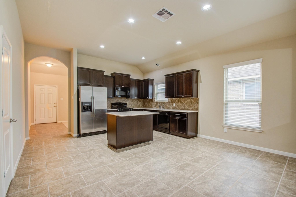 8710 Austin Thomas Drive - Photo 9