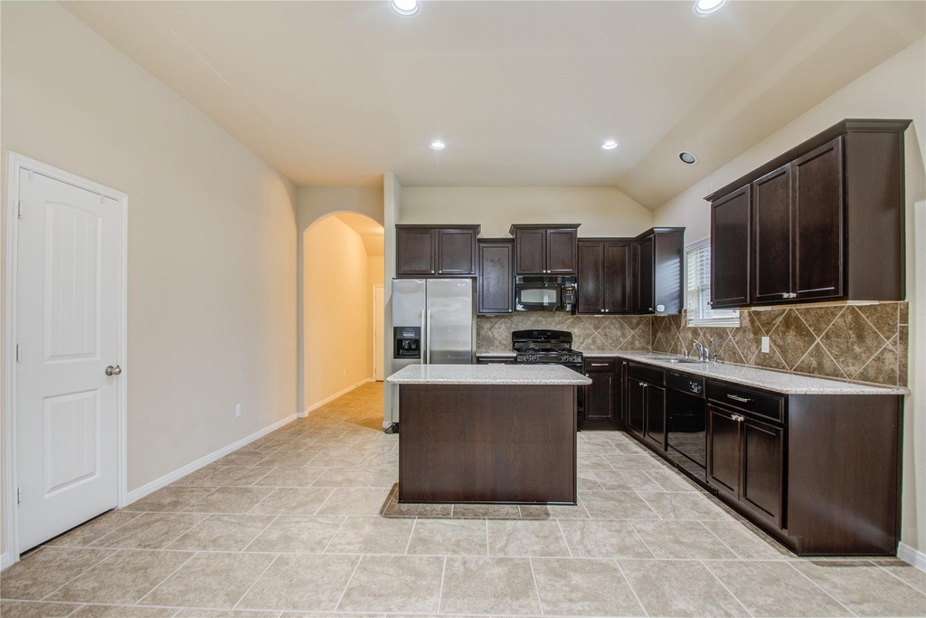 8710 Austin Thomas Drive - Photo 8