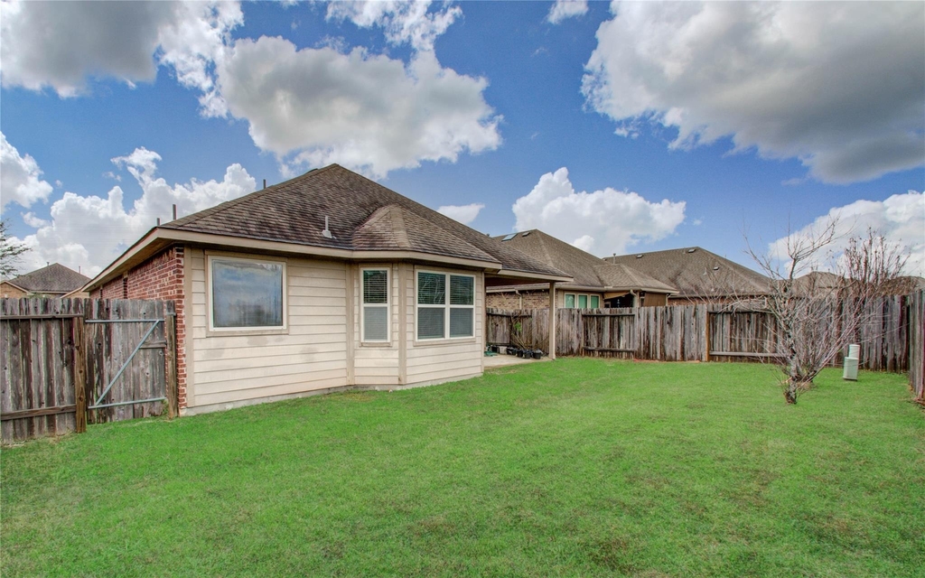 8710 Austin Thomas Drive - Photo 32