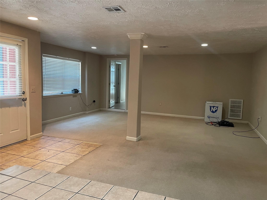 302 Somerset Road - Photo 7