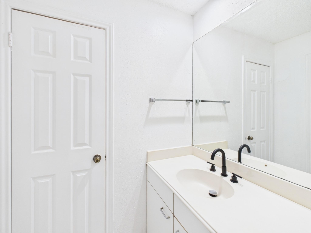 7610 Hopewell Lane - Photo 20