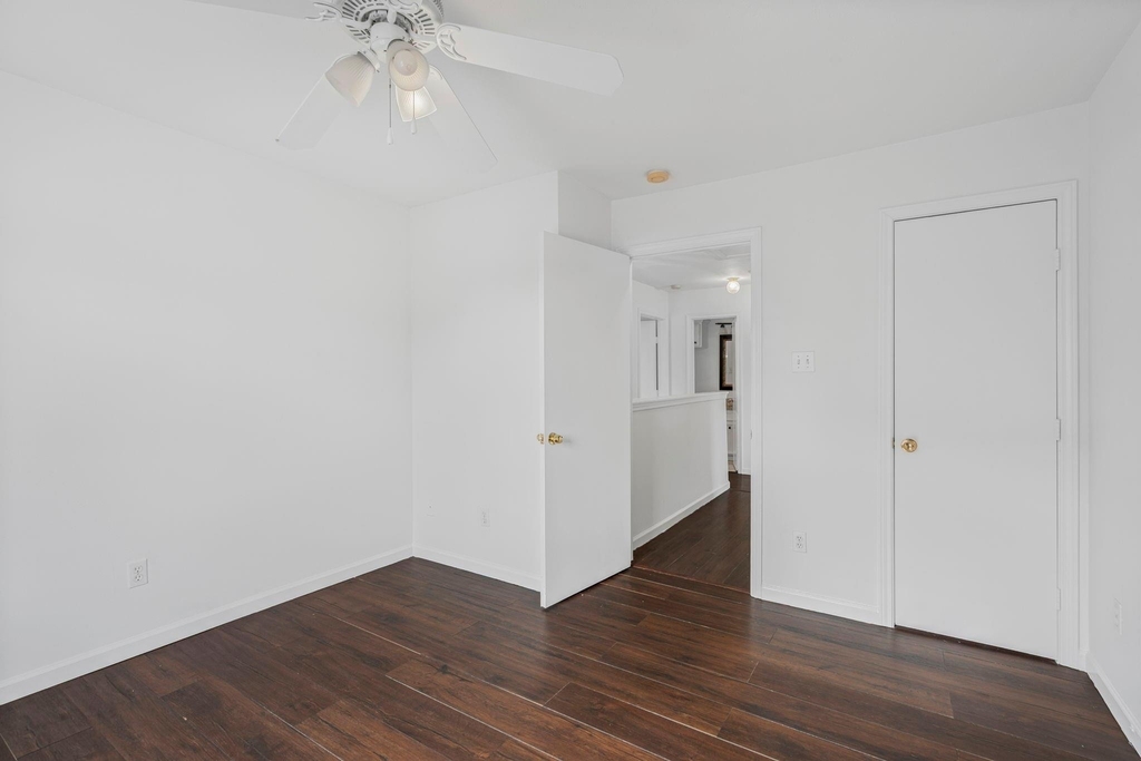 2106 Nettleton Street - Photo 3