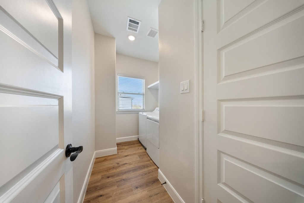 2019 Olivos Street - Photo 17