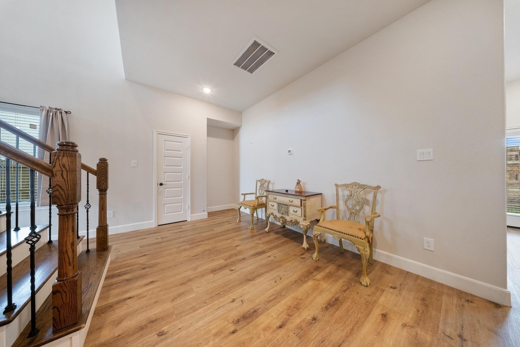 2019 Olivos Street - Photo 6