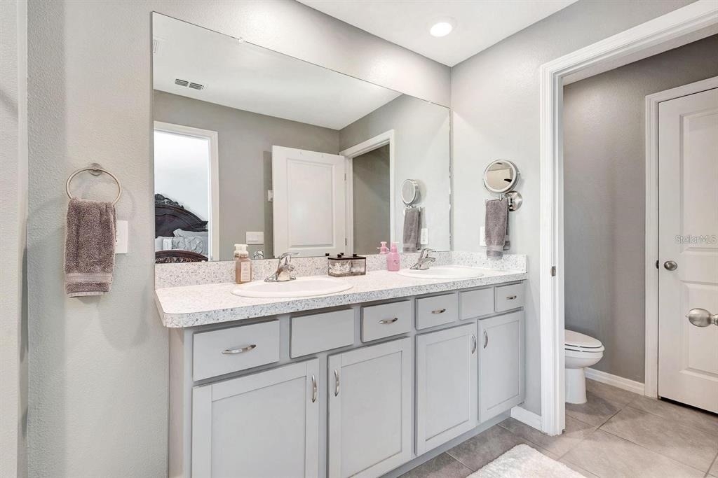 2942 Rock Sound Street - Photo 28
