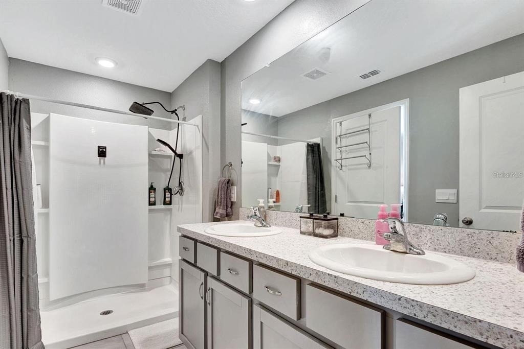 2942 Rock Sound Street - Photo 29